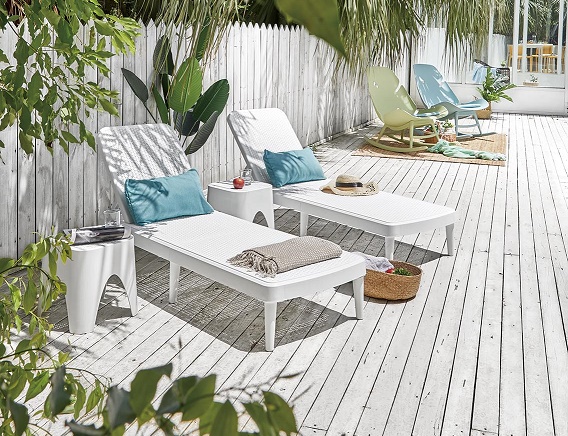 Best Material For Outdoor Furniture, Best Material For Outdoor Chaise Lounge