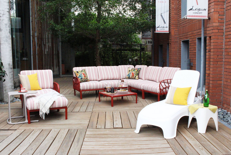 Set de sofá y el diván de Lagoon para el patio