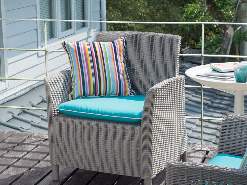 Cleaning And Re-stuffing Outdoor Furniture Cushions - The Emerging Home