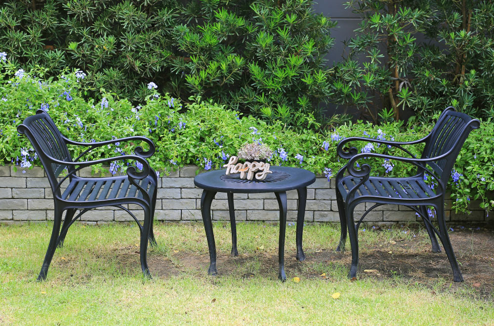 Aluminum table and chairs - Lagoon