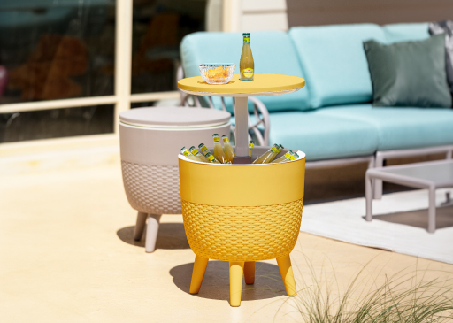 Outdoor Furniture Ideas for Backyard Dining Areas