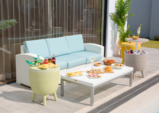Outdoor Furniture Ideas for Backyard Dining Areas