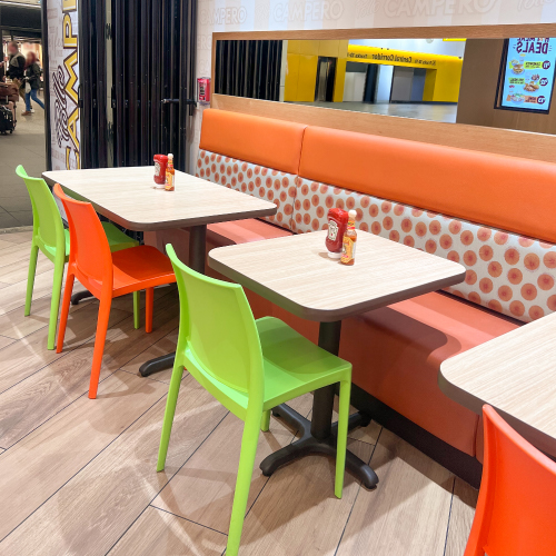 Pollo_Campero_pic6s Pollo Campero Penn Station, USA - Lagoon muebles de diseño